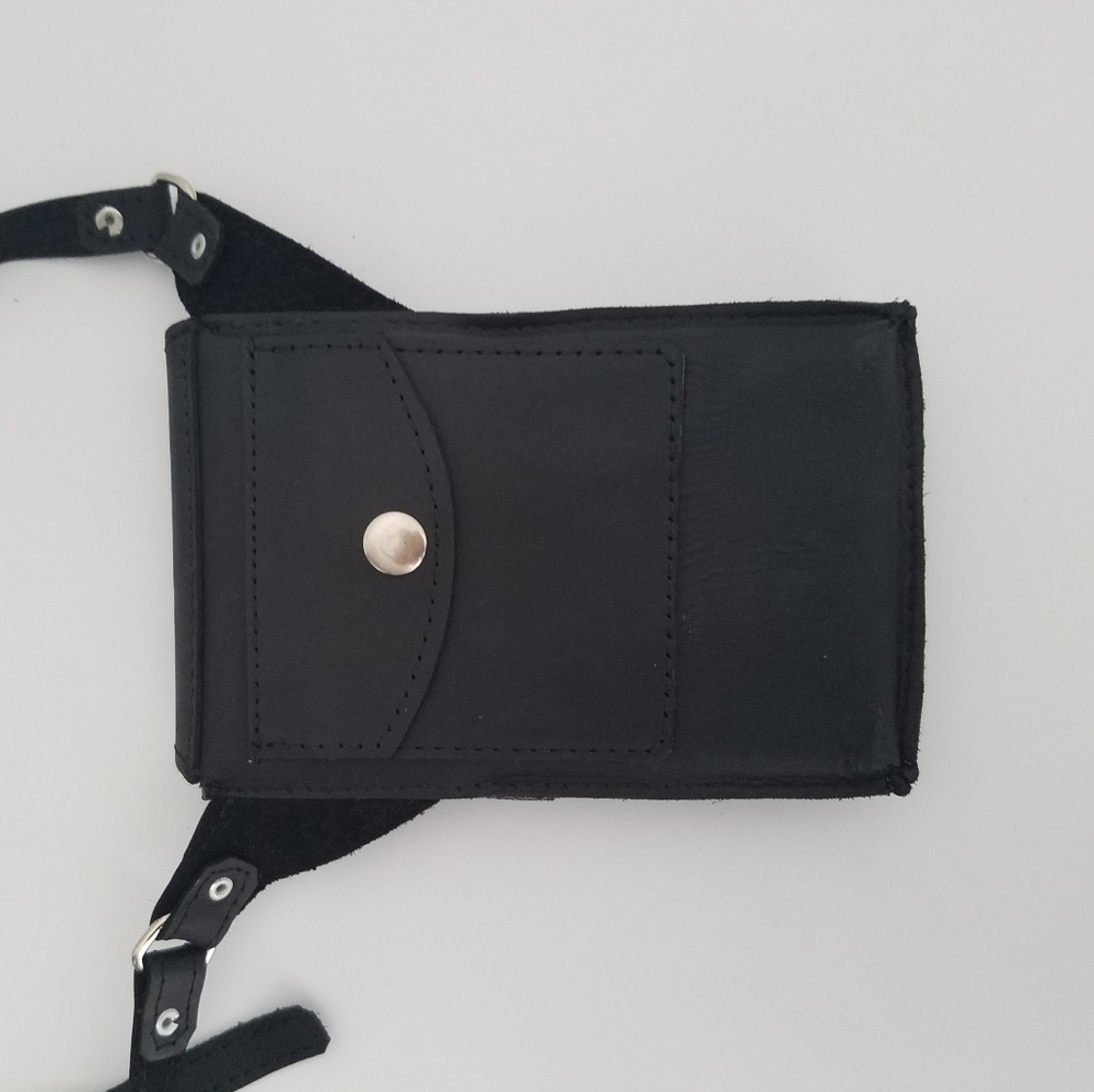 Genuine leather iPhone case - Picture 5 of 8